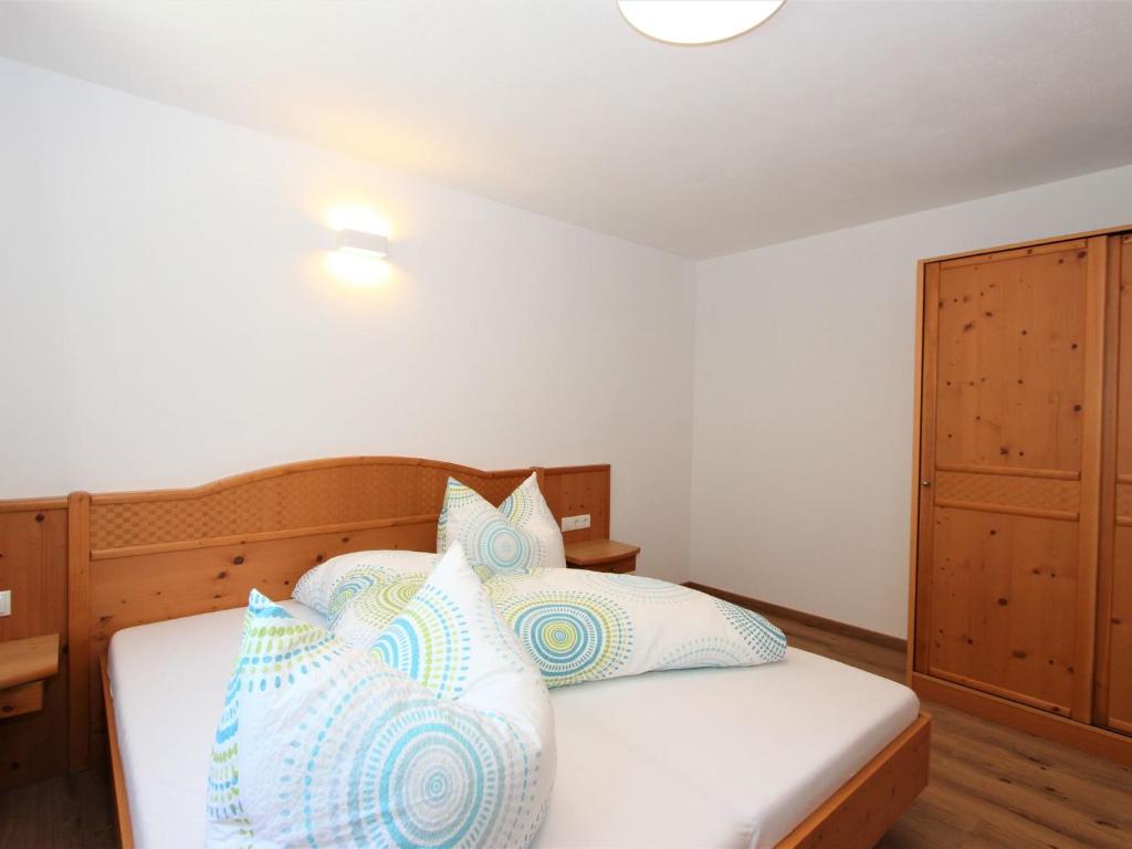 Posteľ alebo postele v izbe v ubytovaní Apartment Bernadette by Interhome