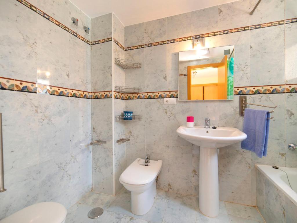 Koupelna v ubytování Apartment Riviera-2 by Interhome