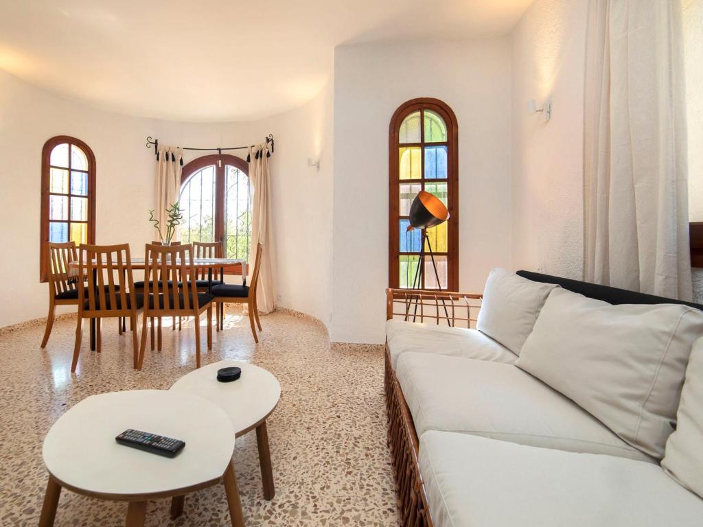Posezení v ubytování Holiday Home La Marina by Interhome