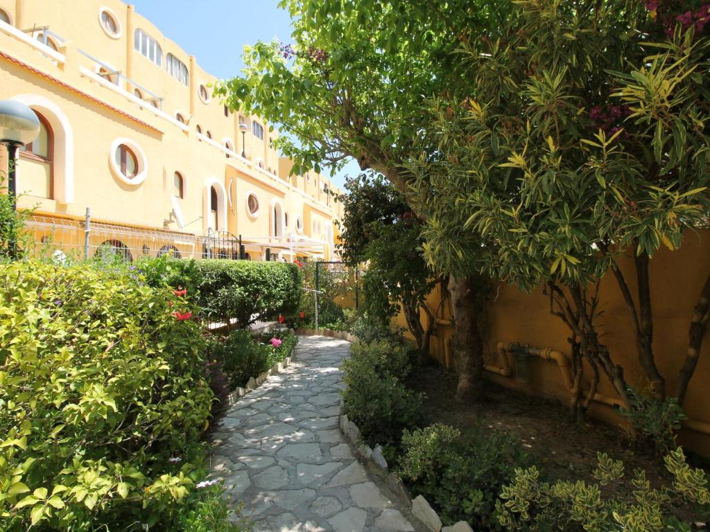 Vonkajšia záhrada v ubytovaní Holiday Home Alkabir playa by Interhome