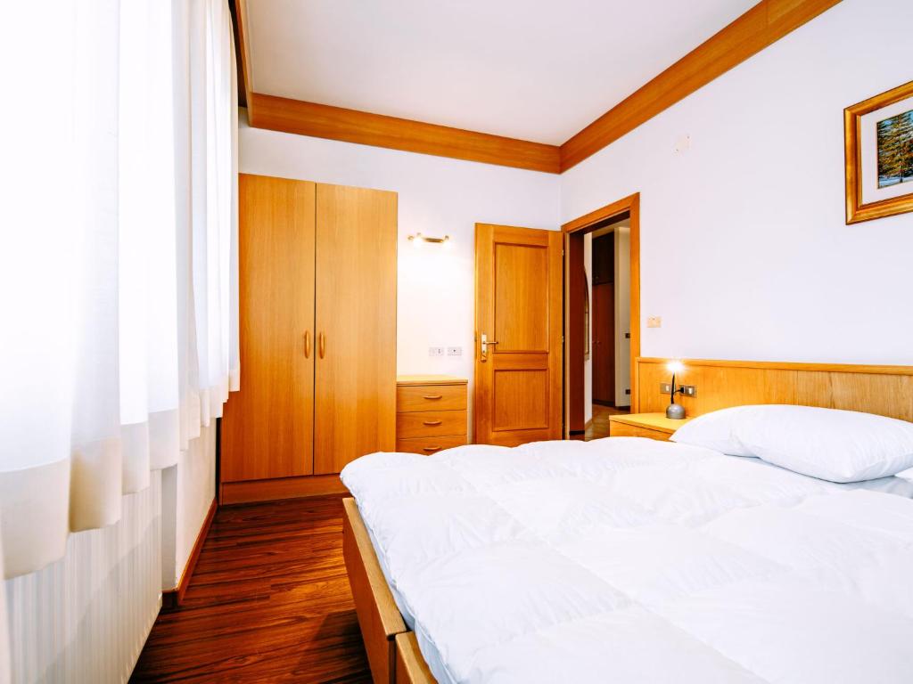 Postel nebo postele na pokoji v ubytování Apartment Ardoney by Interhome