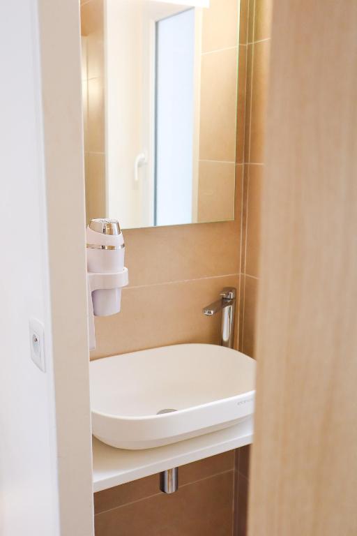 HOTEL AMBASSADEUR - Resim 15