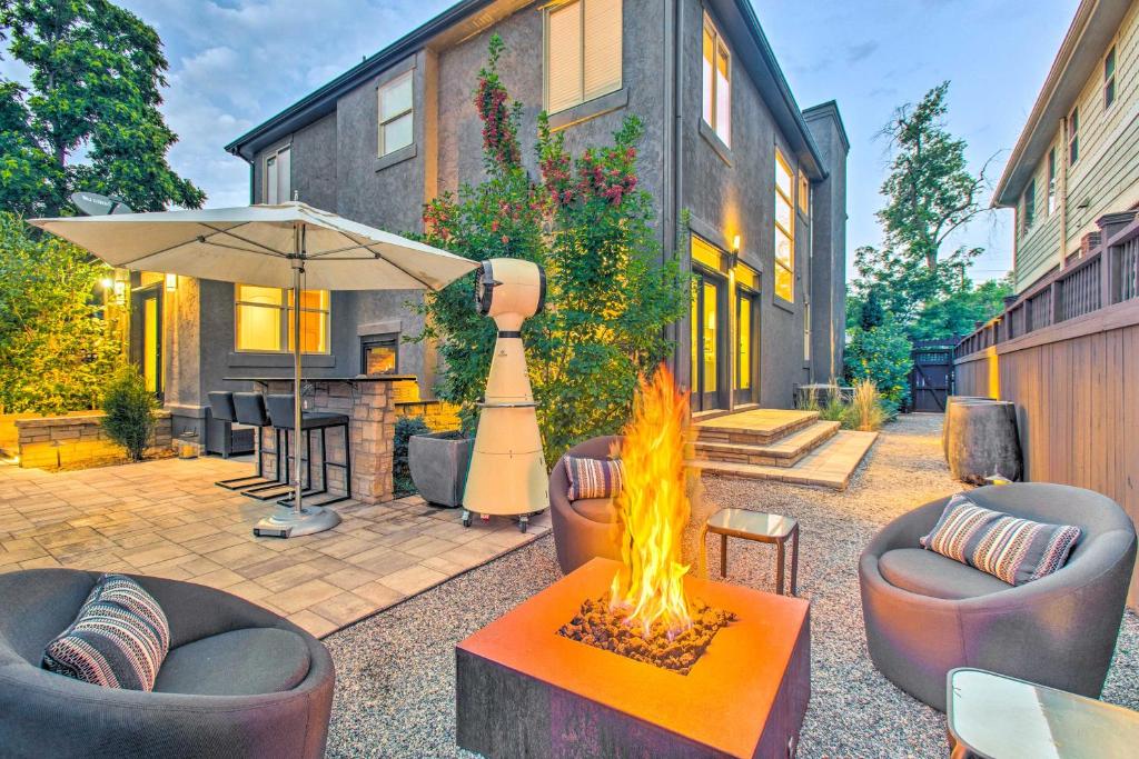 Vacation Home Luxury Denver Home with Outdoor Oasis and Hot Tub, CO