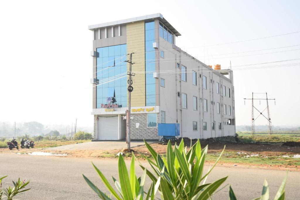 PARK INN HOTEL