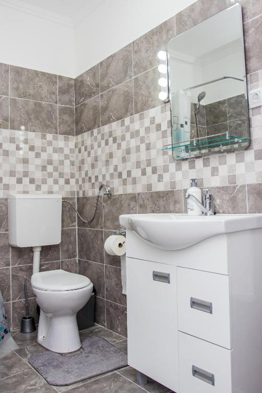 Kupatilo u objektu Feher Akac Guest House