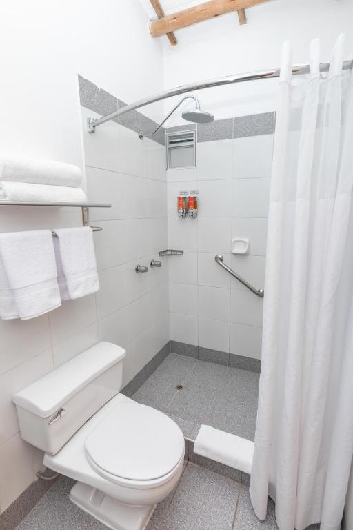 Un baño de Casa Andina Standard Colca