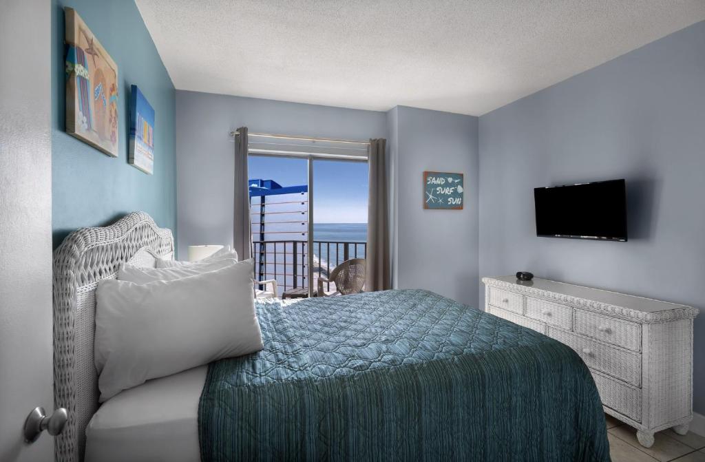 Palace Resort - 