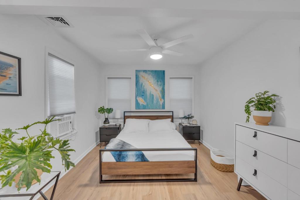 Spacious 3-Bedroom Bungalow in Bradley Beach - Three-Bedroom House