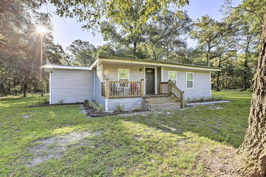Updated Home Near Manatee Springs State Park!, Chiefland (updated