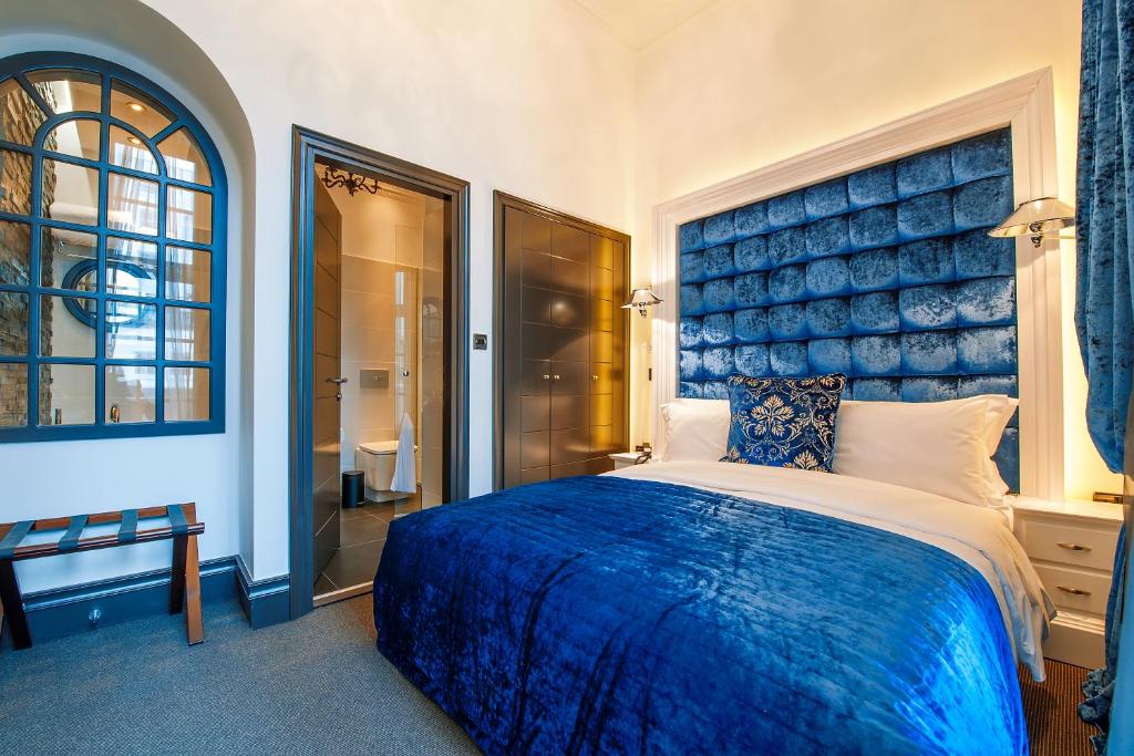 The Exhibitionist Hotel - Resim 9