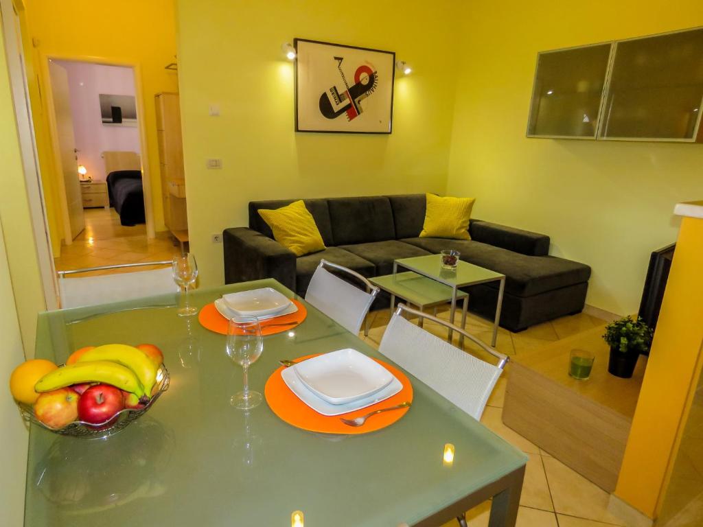 Fotografie z fotogalerie ubytování Apartments with a parking space Lovran, Opatija - 7782 v destinaci Lovran
