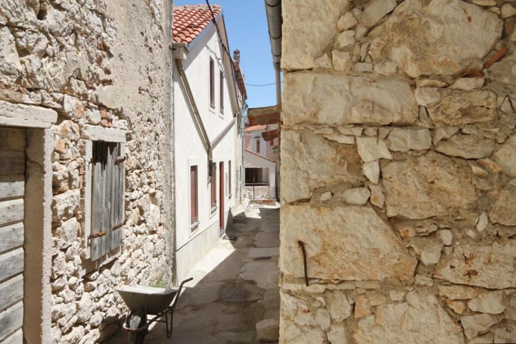 Fotografia z galérie ubytovania Apartments with WiFi Susak, Losinj - 8047 v Susaku