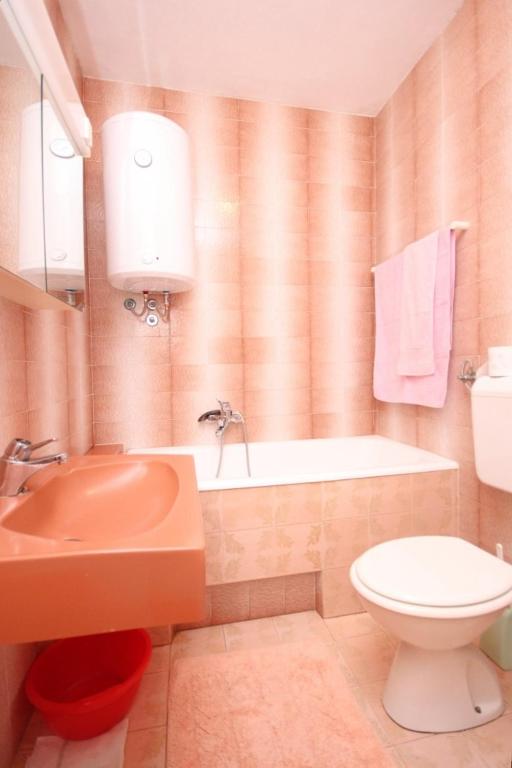 Fotografie z fotogalerie ubytování Apartments by the sea Medveja, Opatija - 7852 v destinaci Lovran