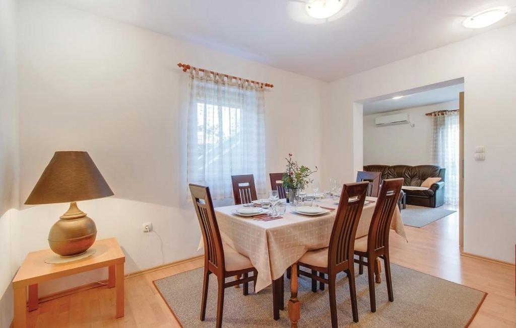 Posedenie v ubytovaní Apartments with a parking space Nerezine, Losinj - 7961