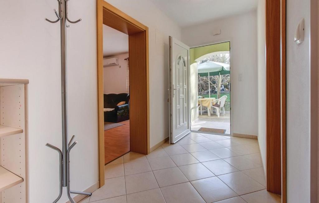 Posteľ alebo postele v izbe v ubytovaní Apartments with a parking space Nerezine, Losinj - 7961