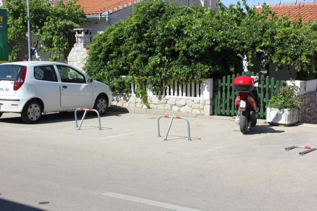 Fotografia z galérie ubytovania Apartments with a parking space Mali Losinj (Losinj) - 8000 v Mali Lošinj