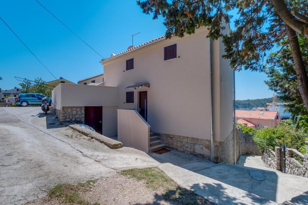 Fotografia z galérie ubytovania Apartments with a parking space Mali Losinj (Losinj) - 8067 v Mali Lošinj