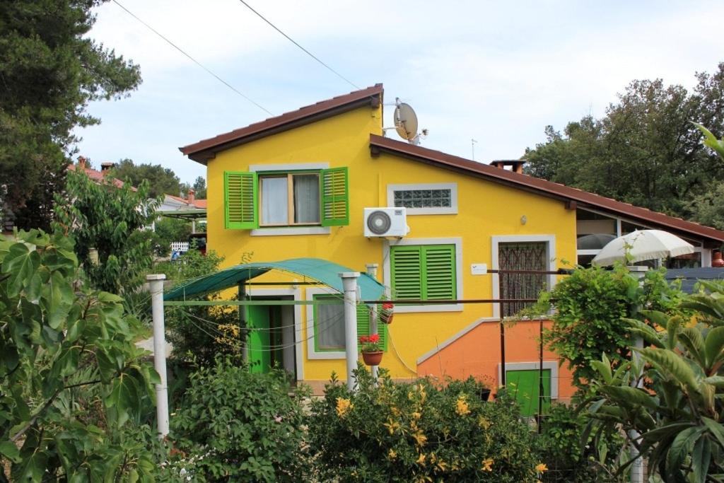 Fotografia z galérie ubytovania Apartments with a parking space Artatore, Losinj - 7938 v destinácii Čunski
