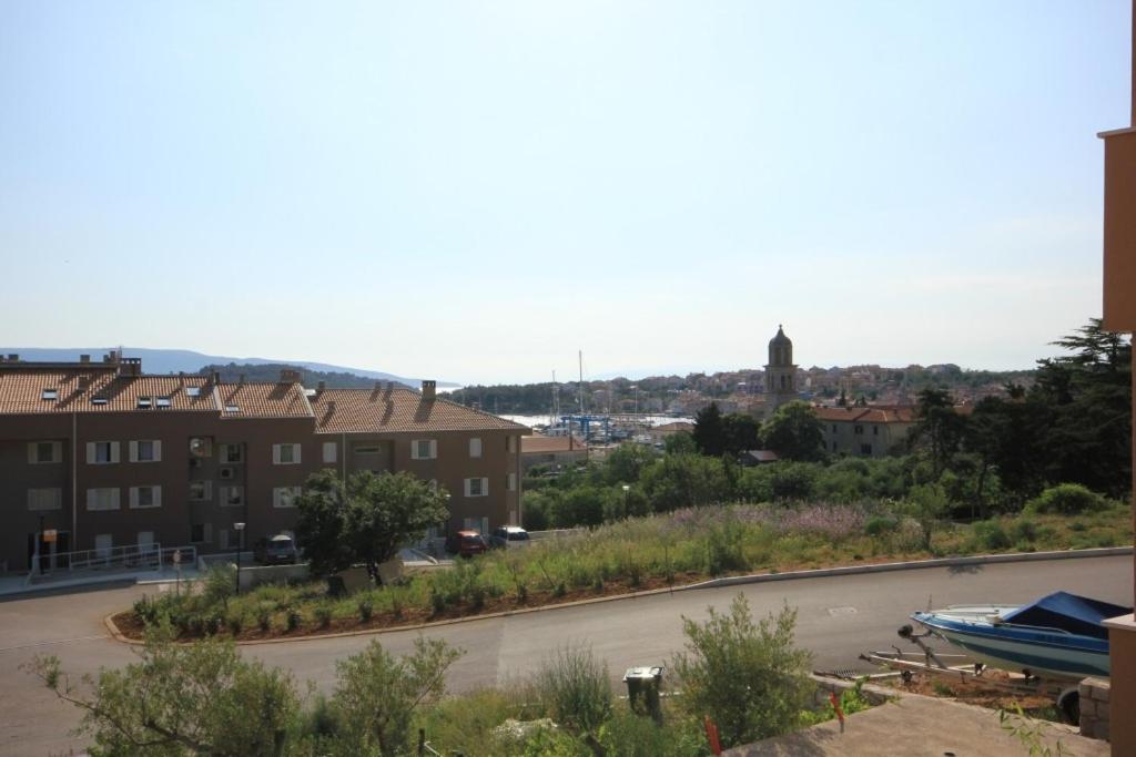 Fotografia z galérie ubytovania Apartments with a parking space Cres - 7985 v Cresi