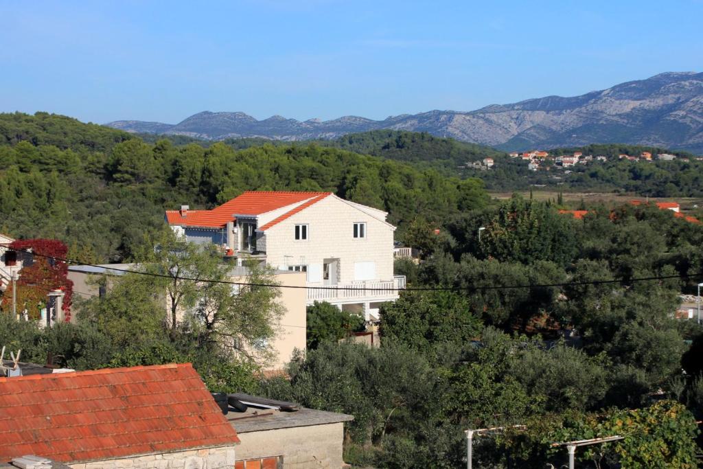 Fotografie z fotogalerie ubytování Apartments with a parking space Lumbarda, Korcula - 9298 v destinaci Lumbarda
