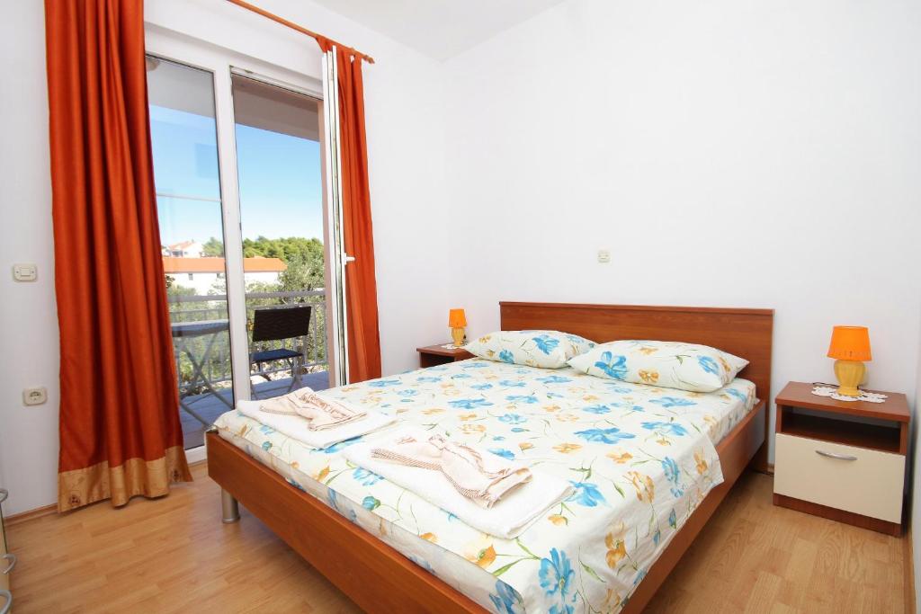 Fotografia z galérie ubytovania Apartments by the sea Lumbarda, Korcula - 9302 v destinácii Lumbarda