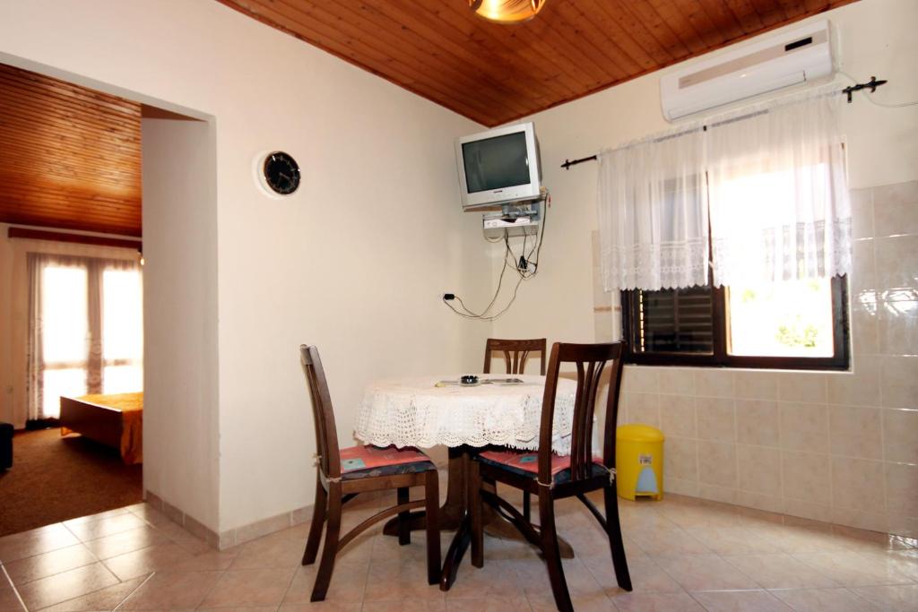 Fotografie z fotogalerie ubytování Apartments by the sea Brna, Korcula - 9187 v destinaci Brna