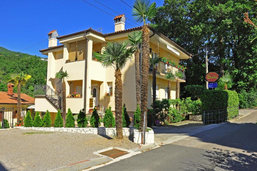 Budova, kde se apartmán nachází