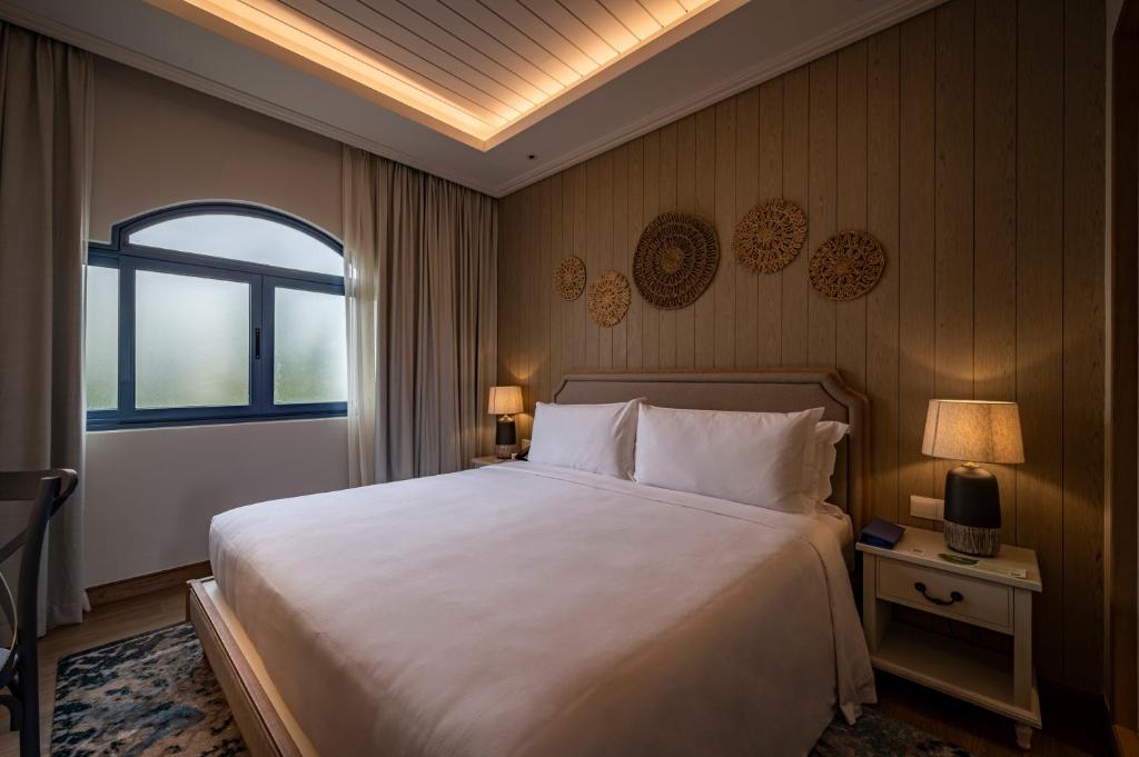 Dinh Thự 3 Phòng Ngủ Có Hồ Bơi Riêng - 2 Giường Cỡ King + 2 Giường Đơn