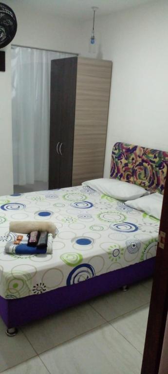 Postel nebo postele na pokoji v ubytování montecarlos hotel