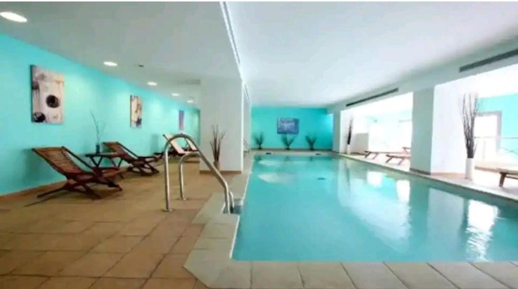 Fotografie z fotogalerie ubytování Elegante alojamiento con piscina a 200 m del mar. v destinaci Benalmádena