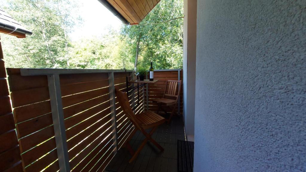 Balkón nebo terasa v ubytování Mýto Apartments BERGMAX, Ski Jasná Chopok 10min transit - Resort Mýto Apartments, parking free