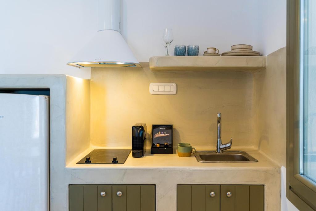 Lavadoze Luxury Suites - 14