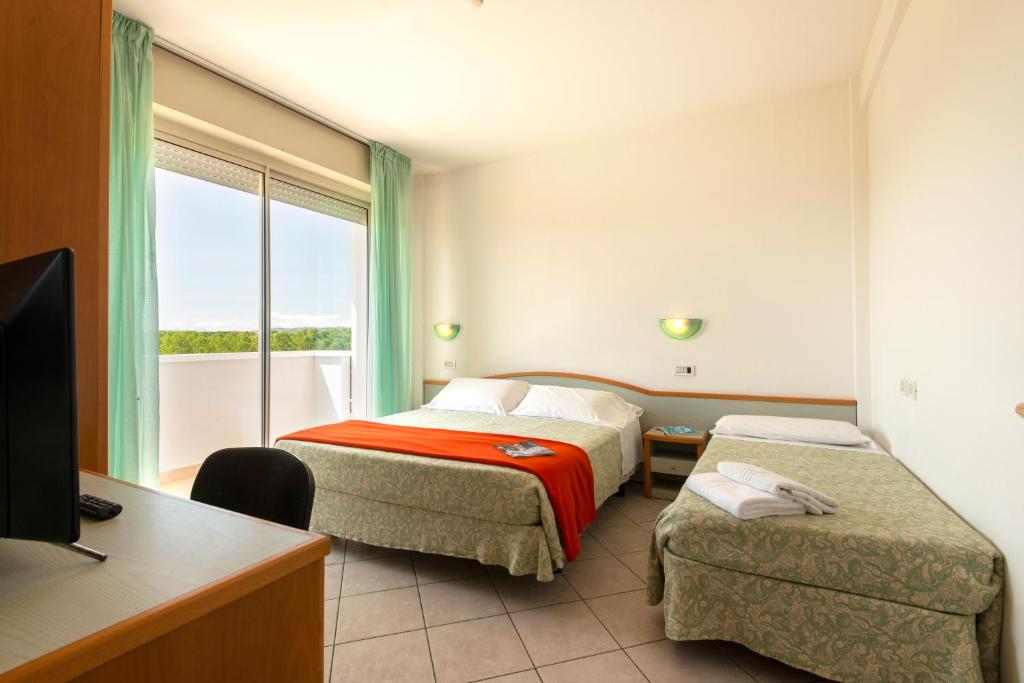 Hotel Residence Imperial - Apartamento Frente Al Mar Con Balcones