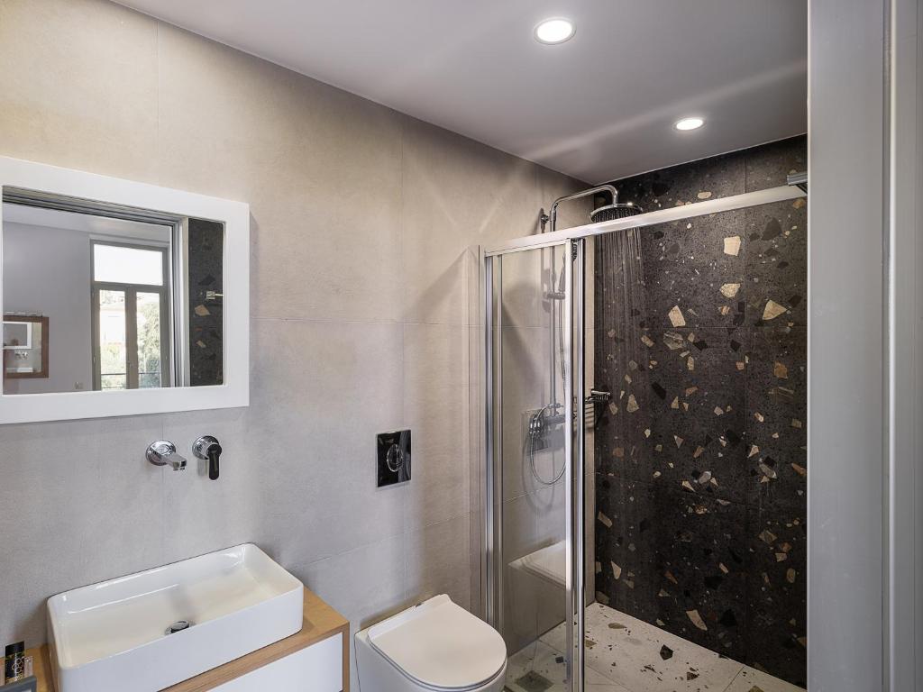 Cretan Berry Kondylaki - 15