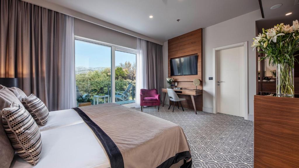 Royal Ariston Hotel - Resim 38