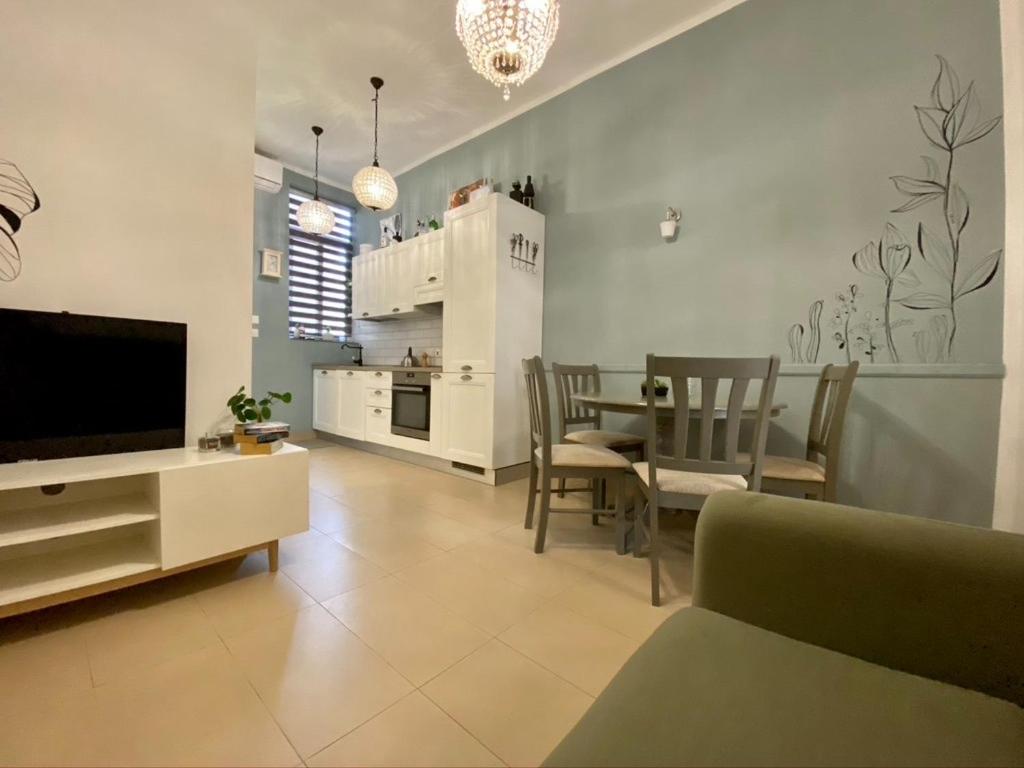 Cozy and Unique one bedroom apartment in Central Malta, TadDuluri