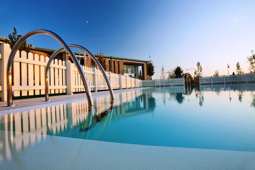 Chianti Village - Free Parking & Pool