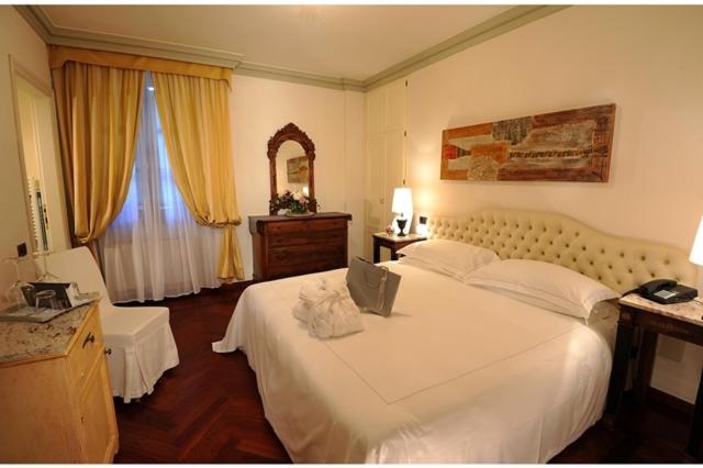 Hotel Villa Beccaris - 舒适双人或双床间