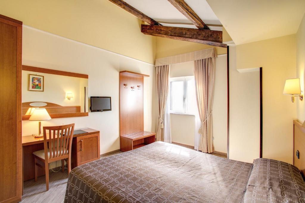 Hotel Roma Tiburtina Metro - Resim 37