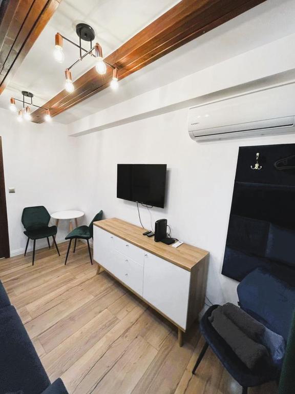 Telewizja i/lub zestaw kina domowego w obiekcie Strumykowa 19 - Old Town