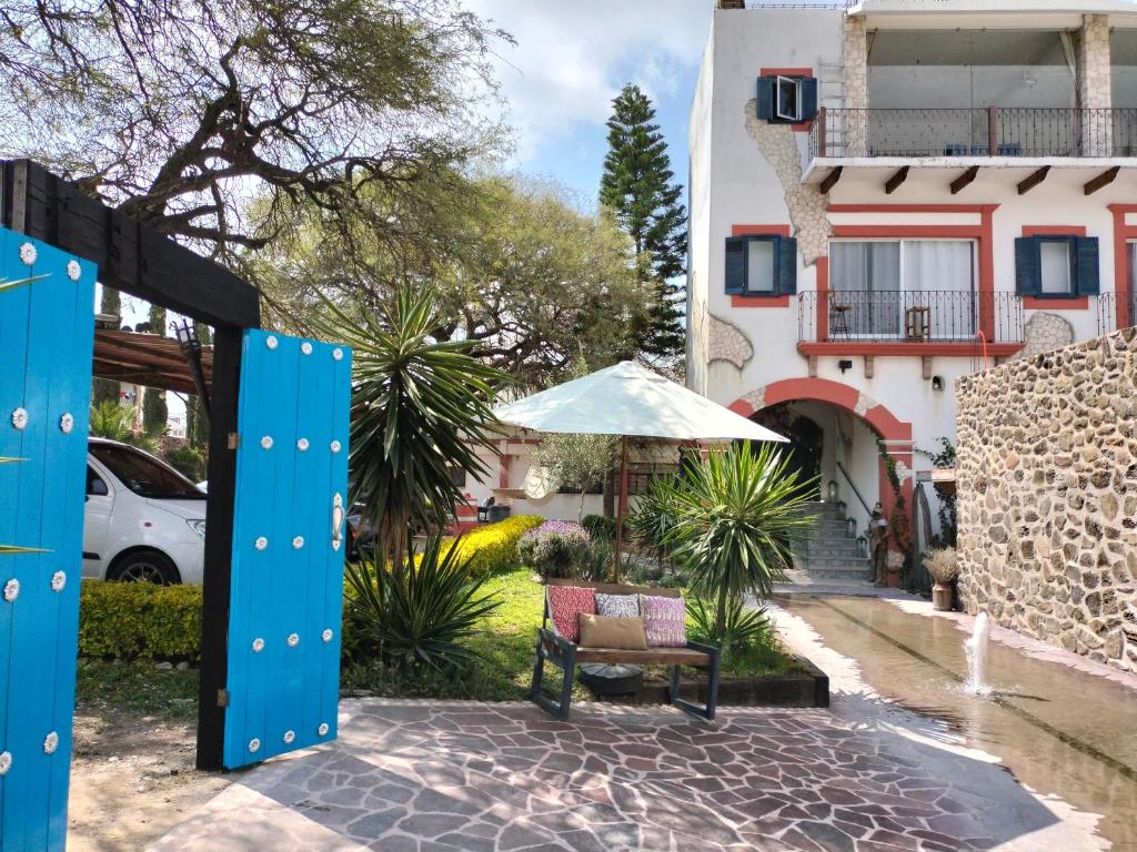 Budova, kde se hotel nachází