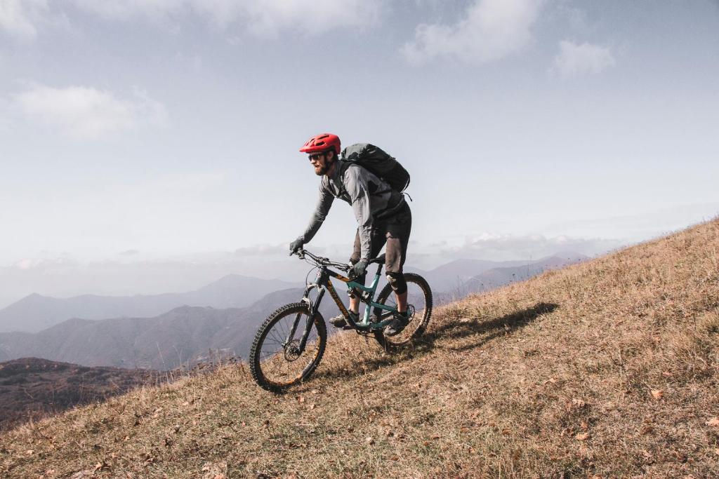 Anar amb bici a Nazy's Guest House o pels voltants