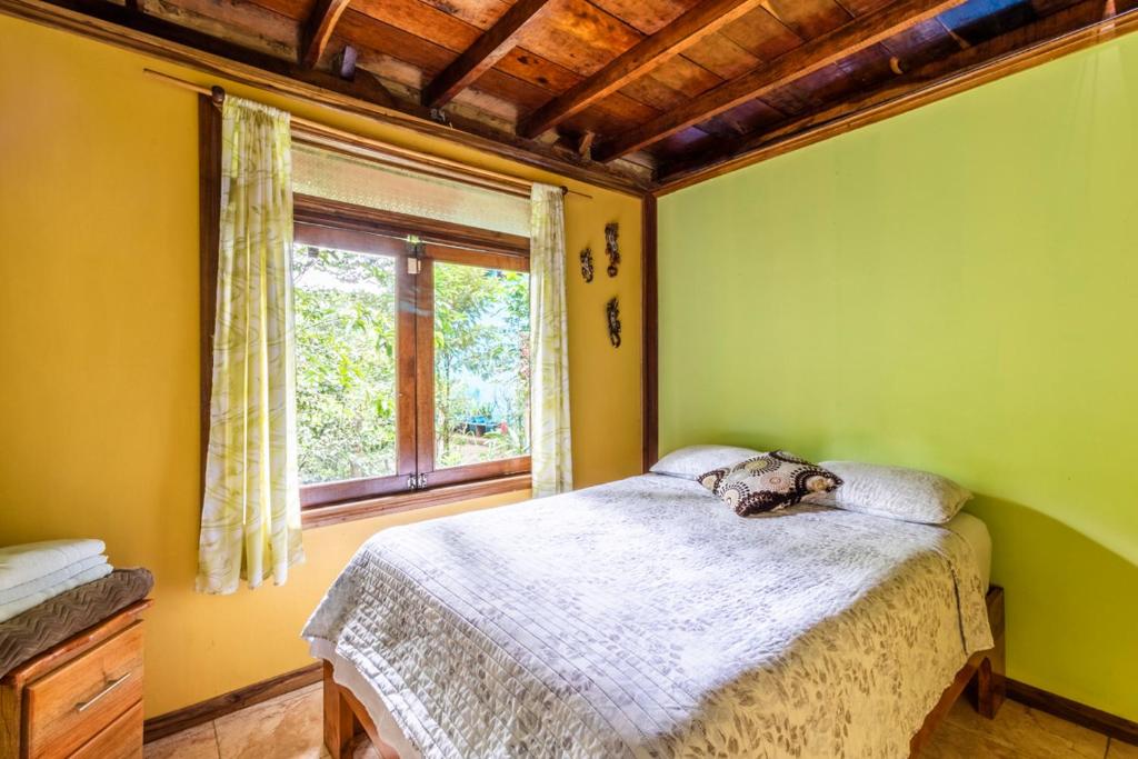 Postel nebo postele na pokoji v ubytování casa chilamates