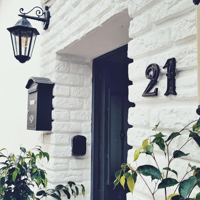 House in Marbella's Old Town, 100m from the Beach☆ - Maison De Trois Chambres