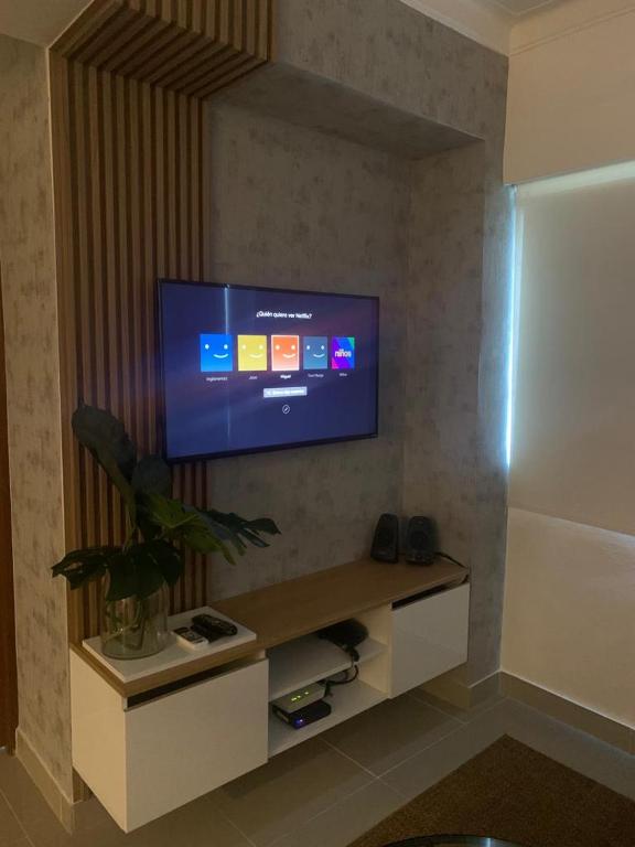 Apartment Zona Universitaria / Home To You / Lux, Santo Domingo