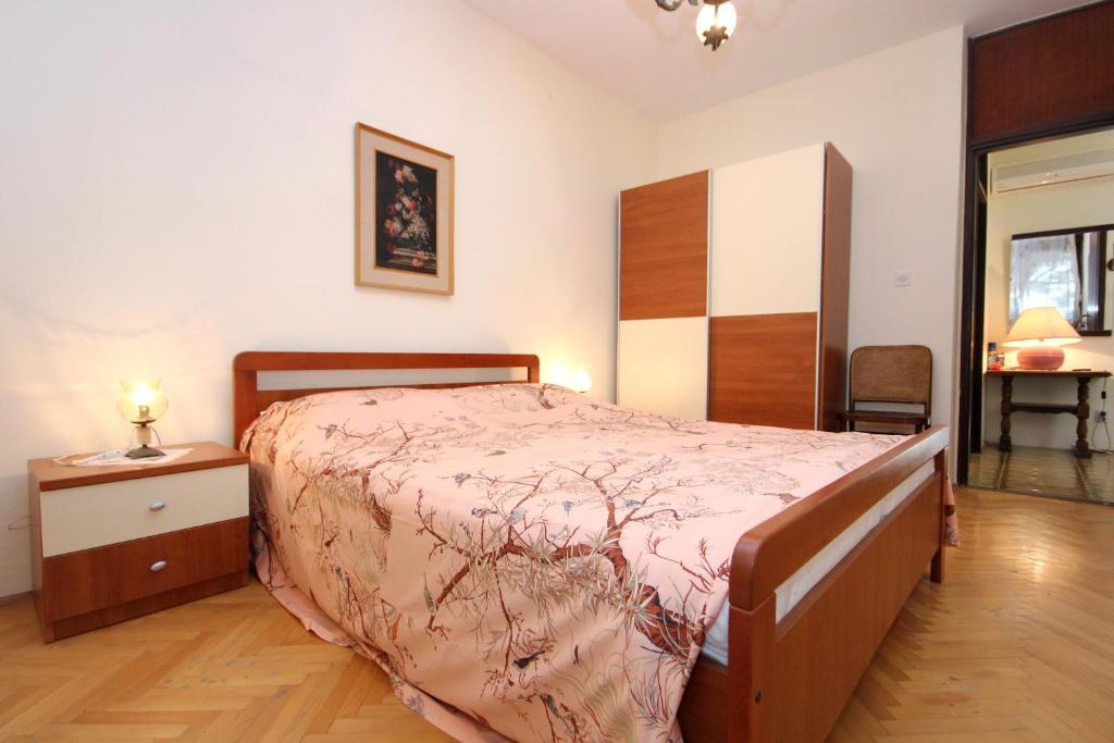 Fotografia z galérie ubytovania Apartment Arbanija 9423a v Trogiri