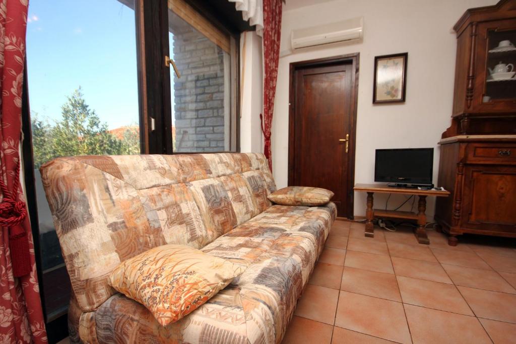 Fotografia z galérie ubytovania Apartments by the sea Arbanija, Ciovo - 9423 v Trogiri