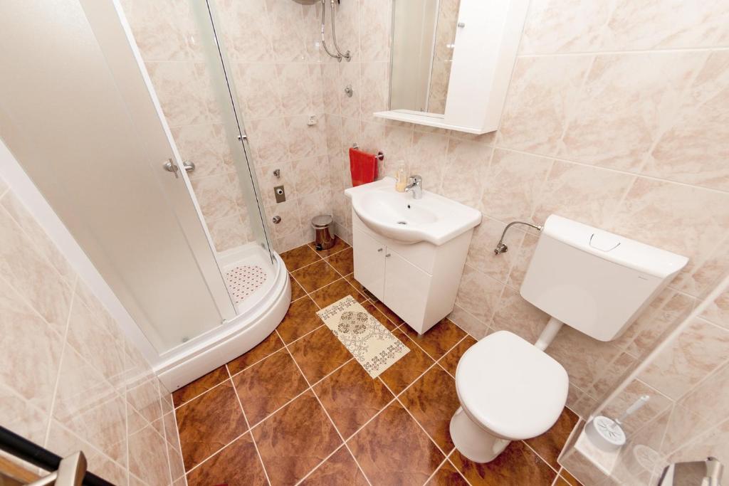 Zdjęcie z galerii obiektu Apartments by the sea Prozurska Luka, Mljet - 9446 w mieście Prožura