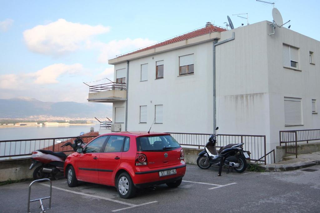 Fotografia z galérie ubytovania Apartments by the sea Mastrinka, Ciovo - 9447 v Trogiri
