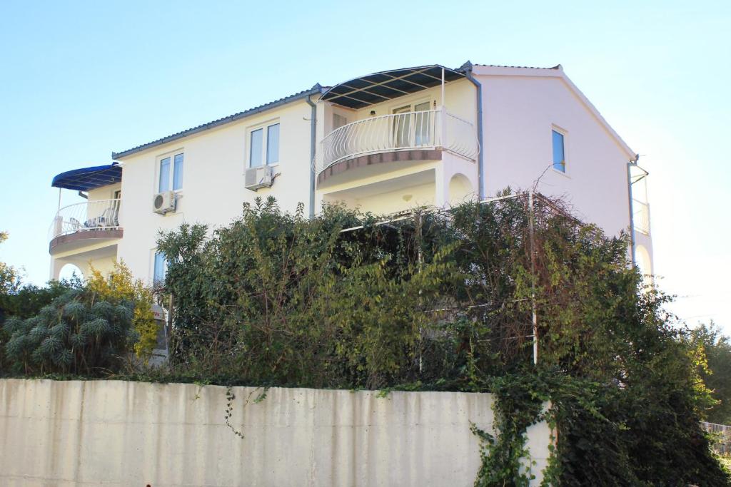 Fotografia z galérie ubytovania Apartments with a parking space Okrug Gornji, Ciovo - 9441 v Trogiri